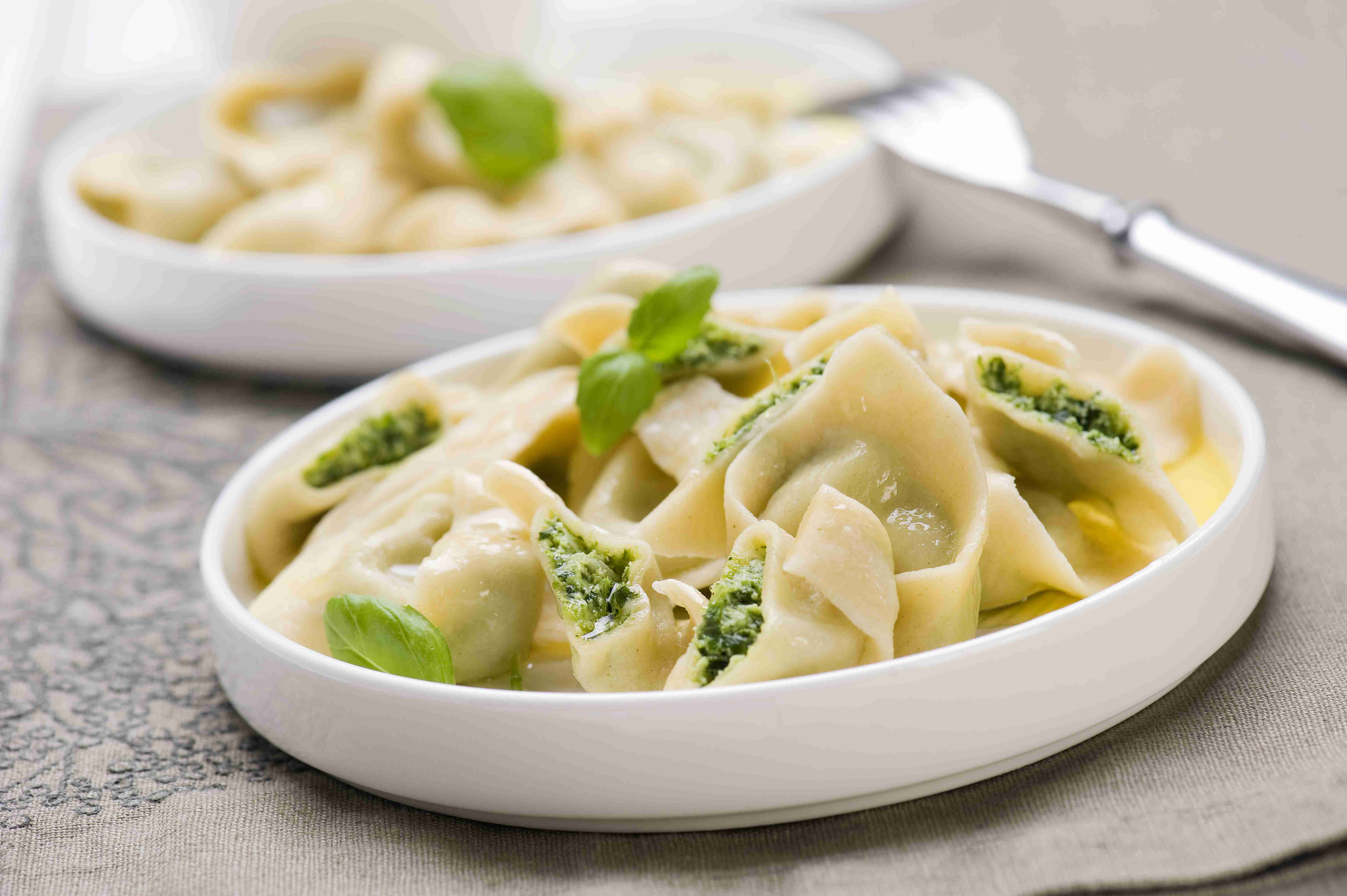 Tortelloni with spinach and ricotta