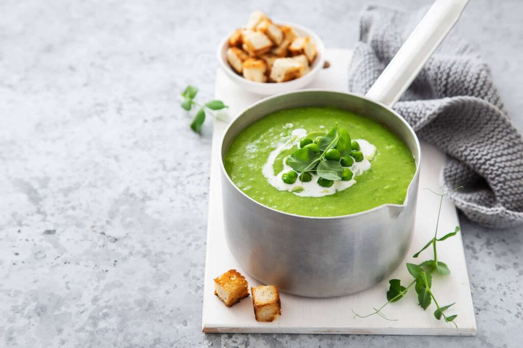 zupa krem z zielonego groszku - przepis